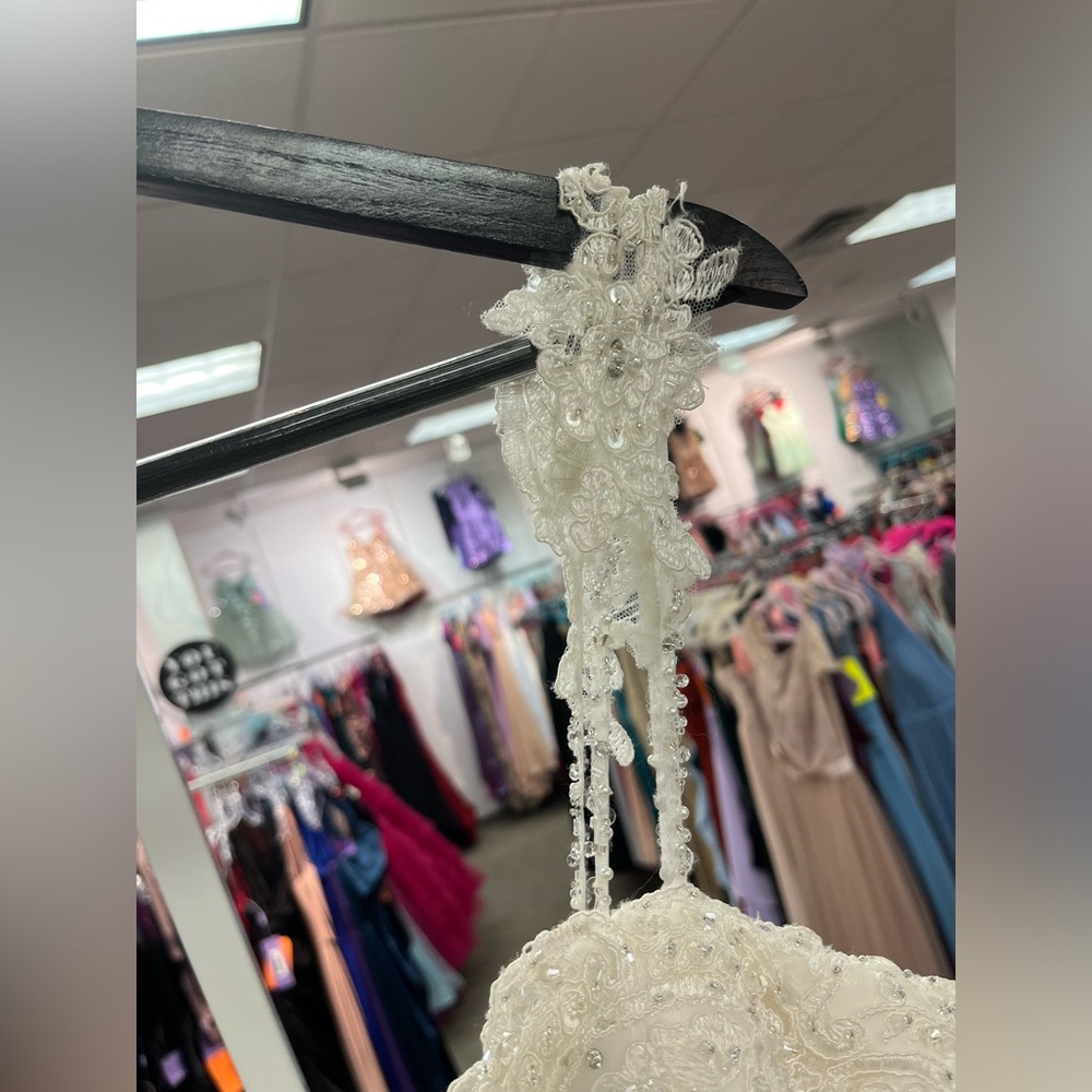 Mori Lee Mermaid Bridal Style 8118 - Picture 8 of 10